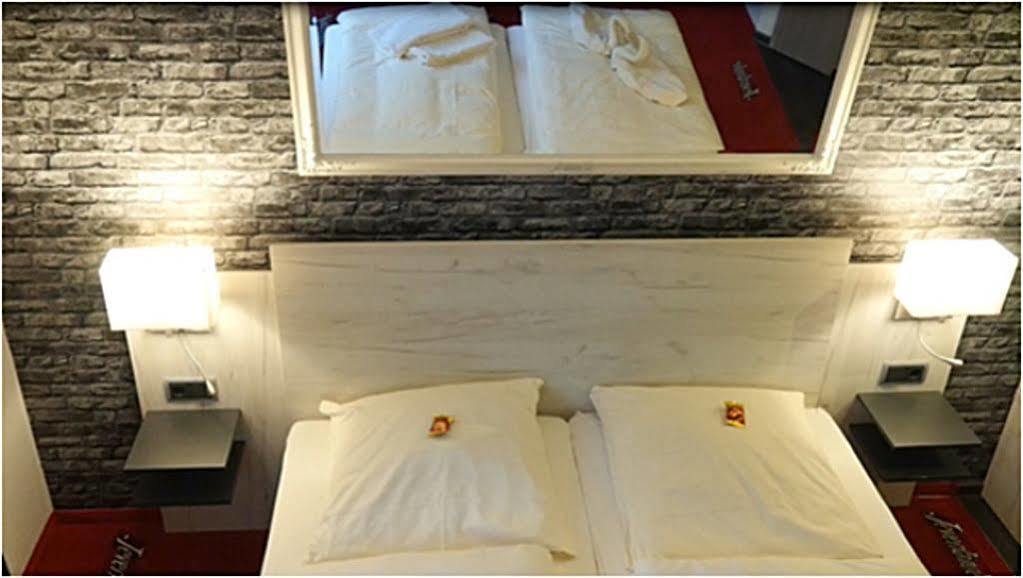 Hotel Im Schuetzenhof, Jever Kültér fotó